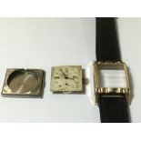 A VINTAGE MONARCH DE LUXE MANUAL WIND WRISTWATCH, THE SQUARE CASE ON LATER BLACK CROC LEATHER STRAP