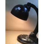 A 1930'S EKCO 'PLASTALITE' BAKELITE TABLE LAMP, EK COLE LTD, BRITISH MADE, 36.5CM HIGH (AF)