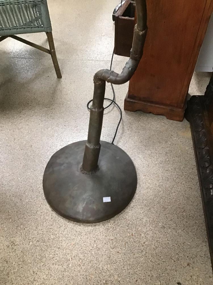 A COPPER PIPING FLOOR LAMP HEIGHT 210CMS - Image 3 of 6