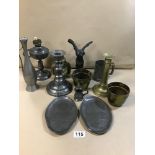 A MIXED LOT OF METAL WARE, INCLUDING A PEWTER OIL LAMP, BRASS TRANSVAAL MONEY BOX AND MORE