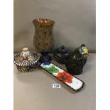 A MIXED GROUP OF CERAMICS, INCLUDING AN ITALIAN ST STEFANO DISH OF OBLONG FORM, CUCUMBER POT AND