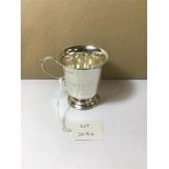 A MID CENTURY SILVER CHRISTENING MUG, HALLMARKED BIRMINGHAM 1958 BY TURNER & SIMPSON, 80G