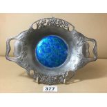 AN ART NOUVEAU LIBERTY & CO PEWTER TWIN HANDLED DISH/BOWL BY ARCHIBALD KNOX, THE CENTRE DECORATED