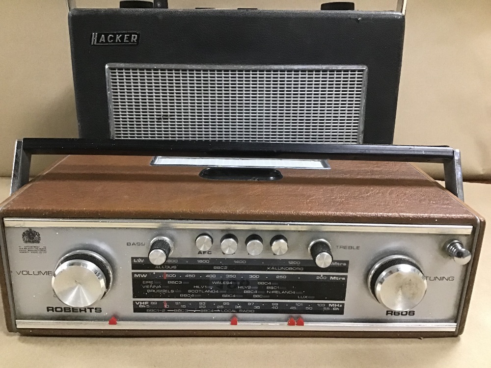 TWO VINTAGE RADIOS A HACKER SOVEREIGN 11 AND A ROB - Image 2 of 3