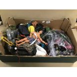 A COLLECTION OF ACTION MAN AND ACCESSORIES AND PLA