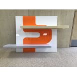 A MODERN ACRYLIC SHELF UNIT 87 X 66CM