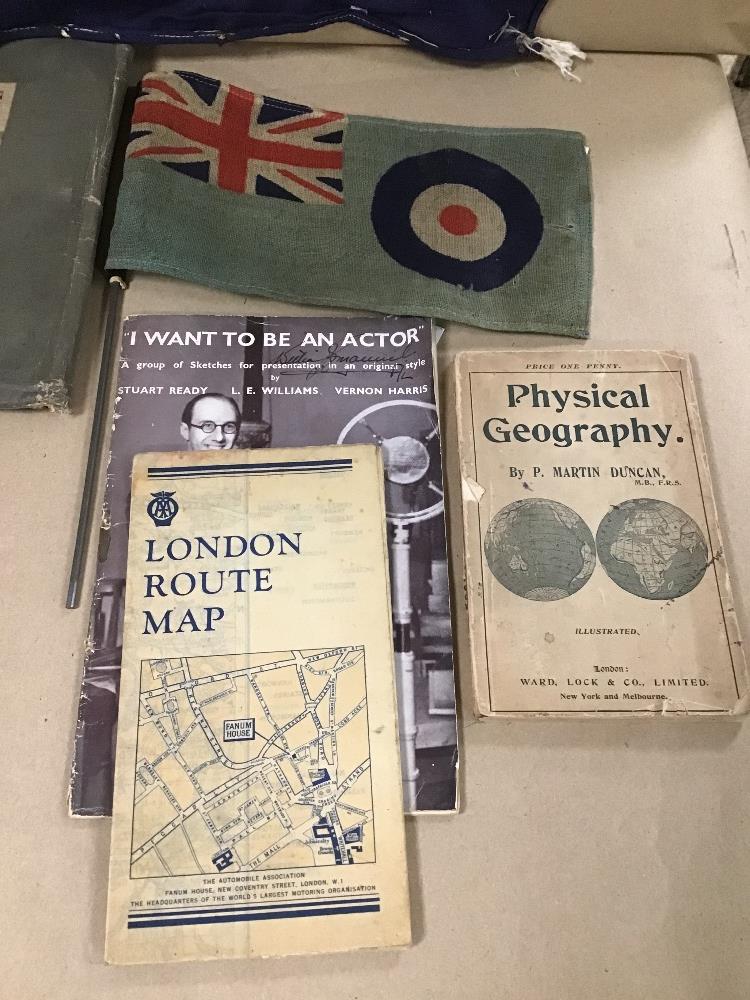 A COLLECTION OF VINTAGE ROAD MAPS AND VINTAGE DIPL - Image 2 of 3
