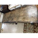 AN ORNATE HALL TABLE WITH DECORATION 153 X 51 X 77CMS