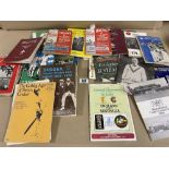A GROUP OF CRICKET RELATED BOOKS AND LEAFLETS, INCLUDING KENT COUNTY CRICKET CLUB ANNUAL 1970,