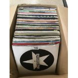 A LARGE QUANTITY OF VINTAGE VINYL RECORDS ALBUMS