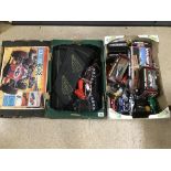 A LARGE COLLECTION OF SCALEXTRIC ITEMS, INCLUDING BOXED AUDI QUATTRO C.348 AND NUMEROUS OTHER