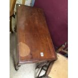 A MAHOGANY LATE 19TH CENTURY PEMBROKE TABLE