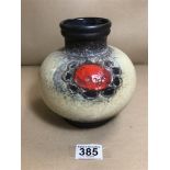 A MID CENTURY STREHLA ART POTTERY VASE WITH LAVA DECORATION, 16CM HIGH