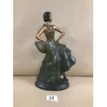 AN ART DECO PLASTER FIGURE OF A DANCING LADY HOLDING A HAND FAN, 32CM HIGH