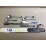 A GROUP OF SMALL SILVER ITEMS, INCLUDING MUSTARD SPOONS, COMMEMORATIVE SPOON, EUROPEAN SILVER