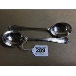 A PAIR OF GEORGE V SILVER SOUP SPOONS, HALLMARKED SHEFFIELD 1926 BY JAMES DIXON & SONS LTD, 148G
