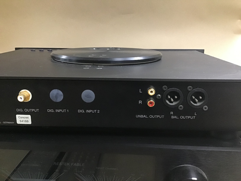 A RESTEK AMPLIFIER FABLE AND CONCRET CD PLAYER AND POWER SUPPLY - Image 11 of 12