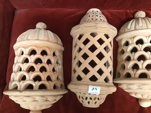 FIVE TERRACOTTA WALL LIGHTS WITH PIERCED DECORATION - Image 2 of 3