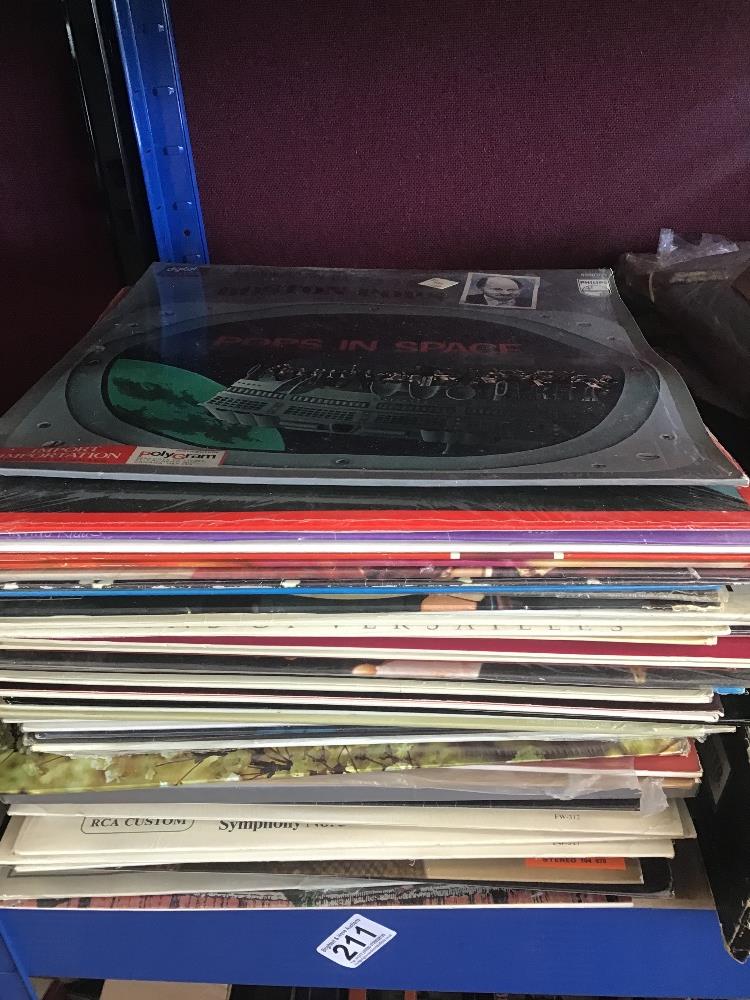 A QUANTITY OF VINYL ALBUMS RECORDS LP'S