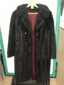 AN VINTAGE ENGLISH LADY COAT STYLE NO 3041, SIZE 14 LENGTH 43"