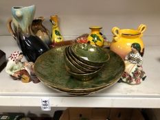 ASSORTED CERAMICS, INCLUDING BOWLS, TWO FIGURES AND MORE, SOME MARKED TO BASES
