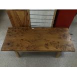 A MODERN COFFEE TABLE 140 X60 X 38CMS