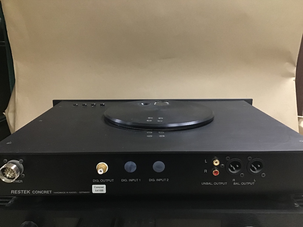 A RESTEK AMPLIFIER FABLE AND CONCRET CD PLAYER AND POWER SUPPLY - Image 9 of 12