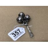 A STERLING SILVER BABIES RATTLE AND WHISTLE, 9.5CM LONG, 28G