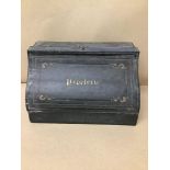 A LATE 19TH CENTURY FRENCH LEATHER BOUND STATIONARY BOX, EMBOSSED TO THE FRONT "PAPETERIE" THE FRONT