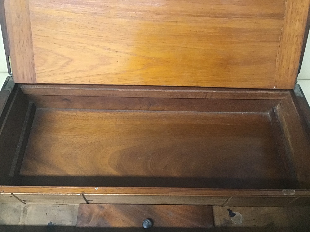 A LARGE VICTORIAN MAHOGANY AND BRASS BOUND WRITING SLOPE OF RECTANGULAR FORM, - Image 5 of 6