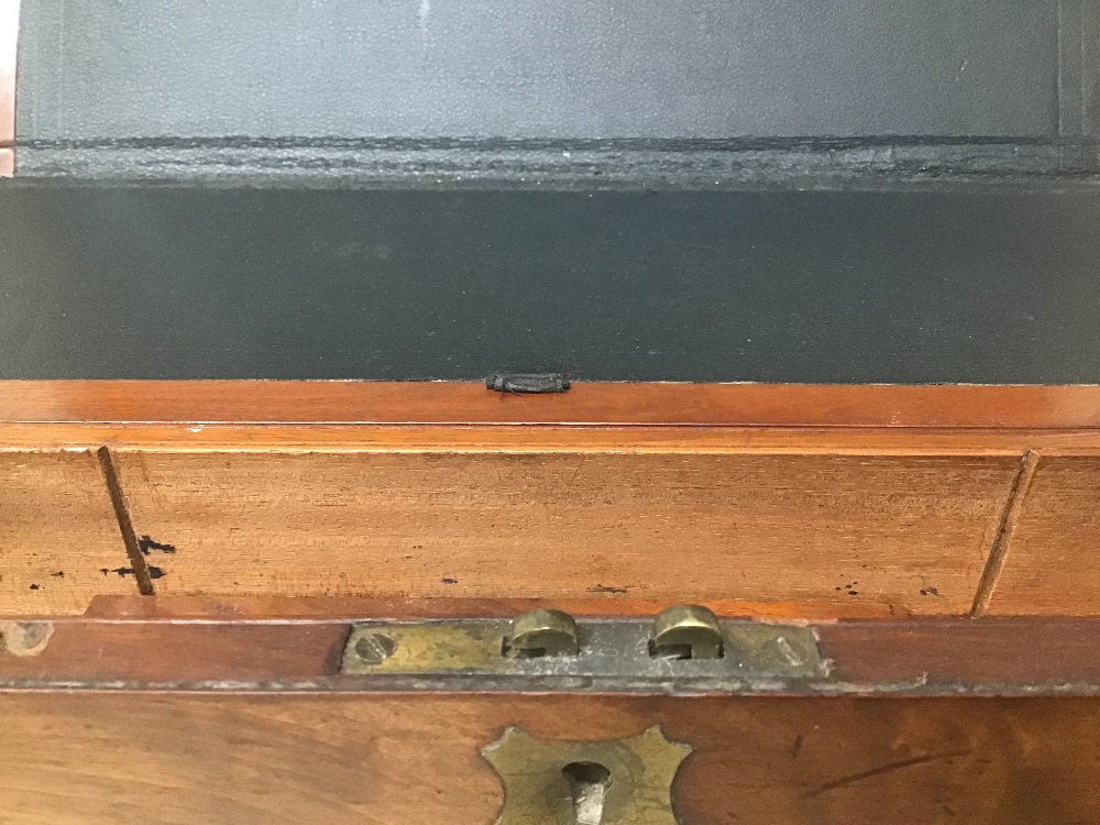 A LARGE VICTORIAN MAHOGANY AND BRASS BOUND WRITING SLOPE OF RECTANGULAR FORM, - Image 4 of 6