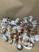 A COLLECTION OF ASSORTED CERAMICS AND OTHER ITEMS, INCLUDING A LEONARDO COLLECTION RESIN FIGURE