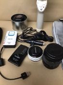 A GROUP OF TECH RELATED ITEMS, COMPRISING A DJI OSMO ZENMUSE M1 PHONE GIMBAL, CANON ZOOM LENS 38-
