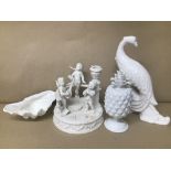 FOUR WHITE GLAZED CERAMIC ITEMS, INCLUDING WEDGWOOD BONE CHINA NAUTILUS COLLECTION SHELL DISH, TWO'S