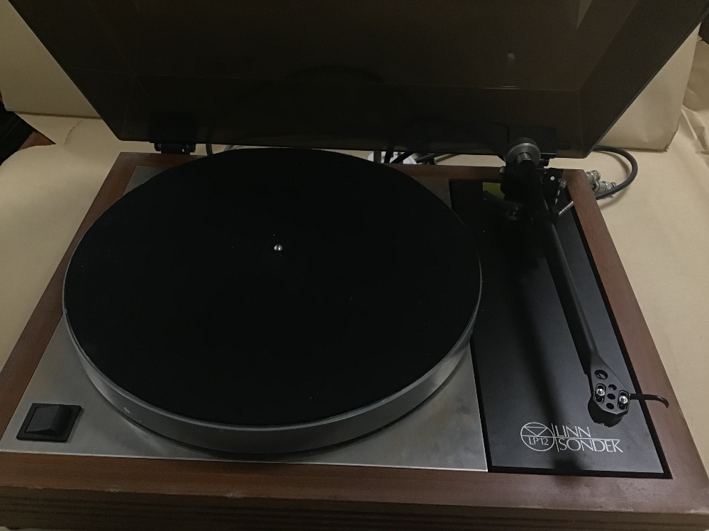 A LINN SONDEK LP12 TURNTABLE WITH A LINN KARMA CARTRIDGE - Image 3 of 6