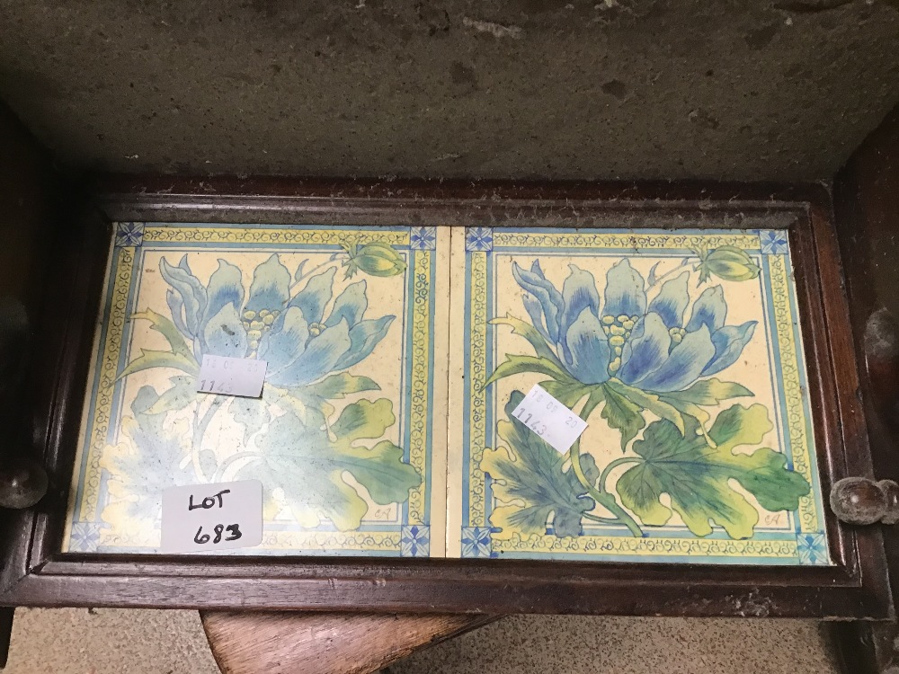 A VINTAGE BRACKET SHELF WITH TWO TILES - Image 2 of 2