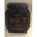 AN ANTIQUE JAPANESE LACQUERED JEWELLERY CABINET, 40CMS HIGH
