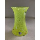 A YELLOW SWEDISH ART GLASS VASE WITH ORIGINAL LABEL ATTACHED, 16CM HIGH