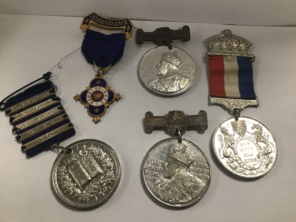 A GROUP OF FIVE EARLY 20TH CENTURY MEDALS, INCLUDING PUNCTUAL ATTENDANCE 1904/05, BAND OF HOPE MEDAL - Image 2 of 2