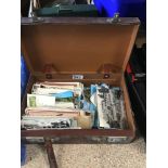 A QUANTITY OF ASSORTED POSTCARDS, ALL IN A SMALL BRIEFCASE