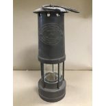 A 20TH CENTURY MINERS LAMP BY E THOMAS & WILLIAMS LTD, CAMBRIAN, NO 149783, 26.5CM HIGH