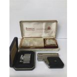 A RONSON VARAFLAME CASED LIGHTER WITH MATCHING COMPACT, TOGETHER WITH ANOTHER RONSON LIGHTER, A