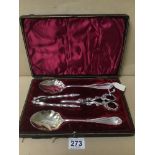 AN EARLY 20TH CENTURY CENTURY SILVER PLATE GRAPE SCISSOR & NUT CRACKER CASED SET WITH TWO MATCHING