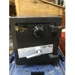 A BROCKMOOR COMBINATION SAFE 38 X 30 X 43 CM