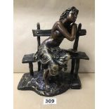 A HEAVY BRONZE FIGURE GROUP DEPICTING A SEMI NUDE LADY RESTING ON A BENCH WITH A MANDOLIN, 26.5CM