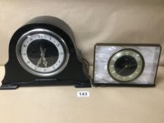 TWO VINTAGE CLOCKS AN ELECTRIC METAMIC AND AN OAK CASED MANTLE CLOCK