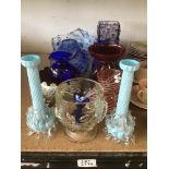 A COLLECTION OF MIXED COLOURED VINTAGE GLASS INCLUDING RIBBON GLASS AND HOBNAIL