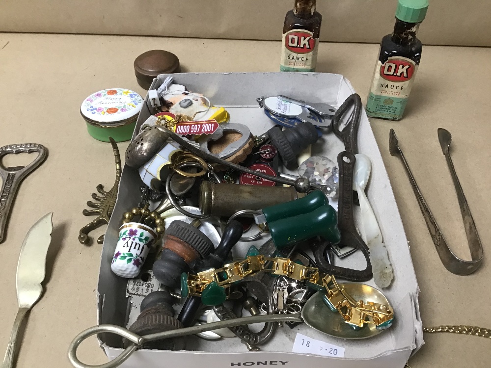 A MIXED BOX OF ITEMS INCLUDING SUGAR TONGS/BOTTLE OPENERS ETC - Image 2 of 3