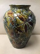 A LATE 19TH/EARLY 20TH CENTURY DOULTON LAMBETH LEAF VASE WITH CRACKLE GLAZE, 22.5CM HIGH