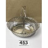 AN ORNATE SILVER OVAL LATTICE WORK BASKET WITH HANDLE TO TOP, HALLMARKED BIRMINGHAM 1913 BY